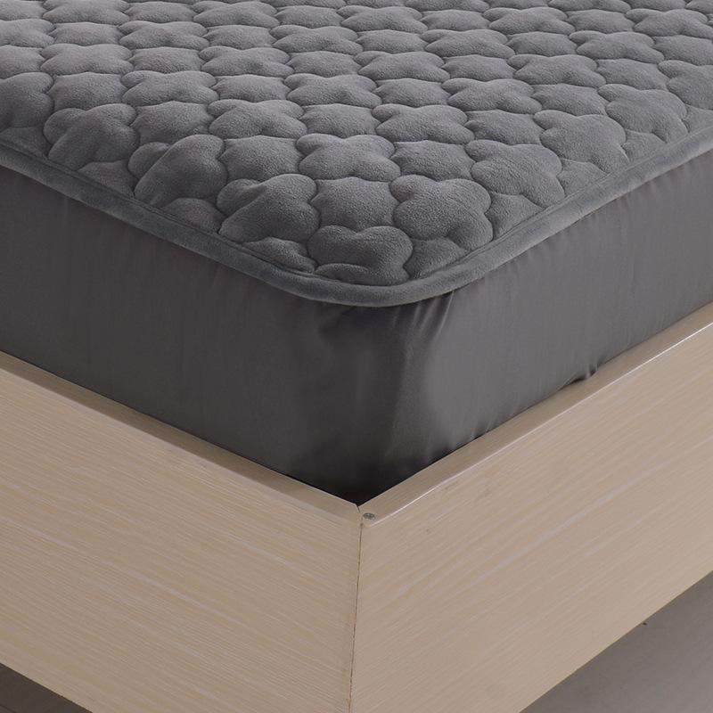 Soft Bamboo/Poly Blend Fitted/Padded Mattress Cover, 3 Colors to Choose From